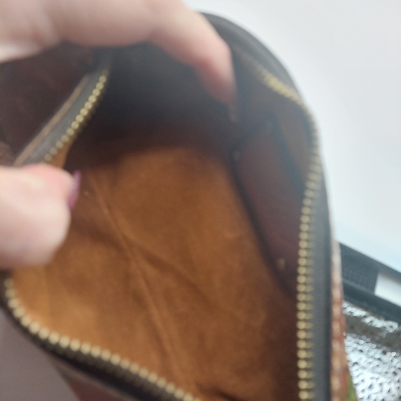 Patricia Nash wristlet floral - Picture 7 of 11